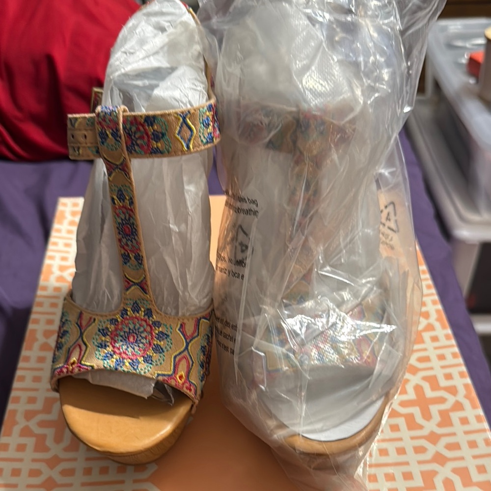 Colorful Patterned Women's Sandals